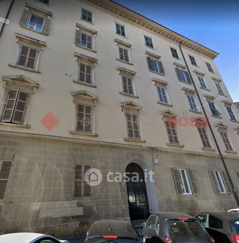Box/posto auto in residenziale in Via Pietro Paoli 16