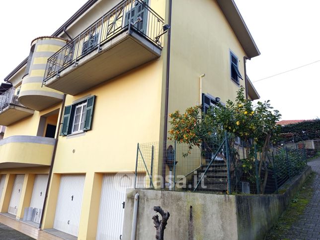Appartamento in residenziale in Via Val di Carrara 15