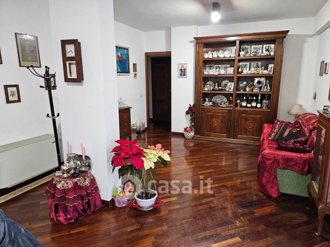 Appartamento in residenziale in Via di Acilia 221