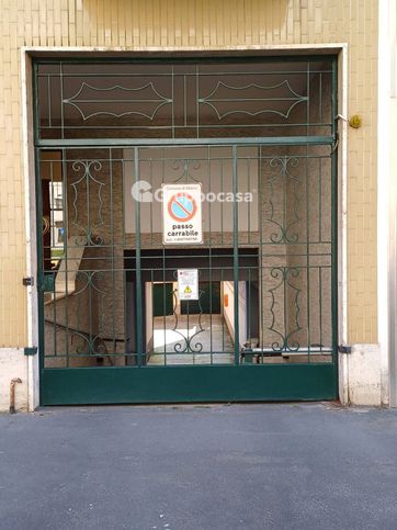 Box/posto auto in residenziale in Via dei Grimani 14