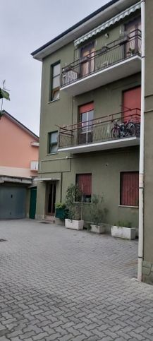 Appartamento in residenziale in Via San Maurizio Al Lambro 218