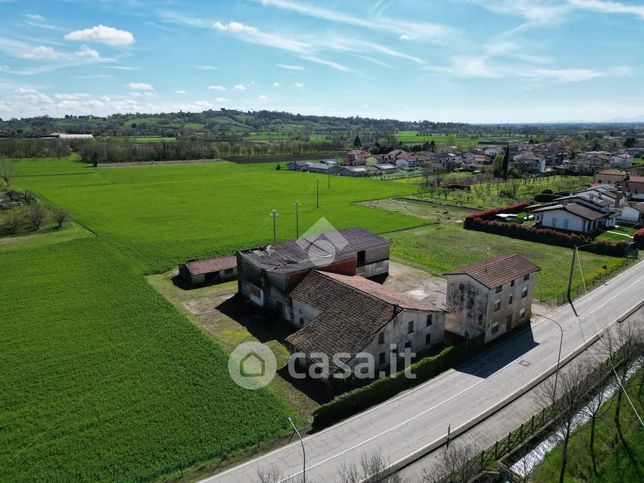 Terreno agricolo in commerciale in Via Vignole 78