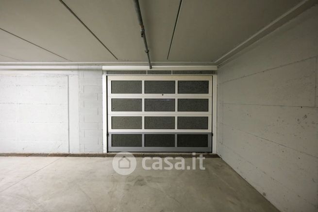 Box/posto auto in residenziale in Via Gaffurio 36