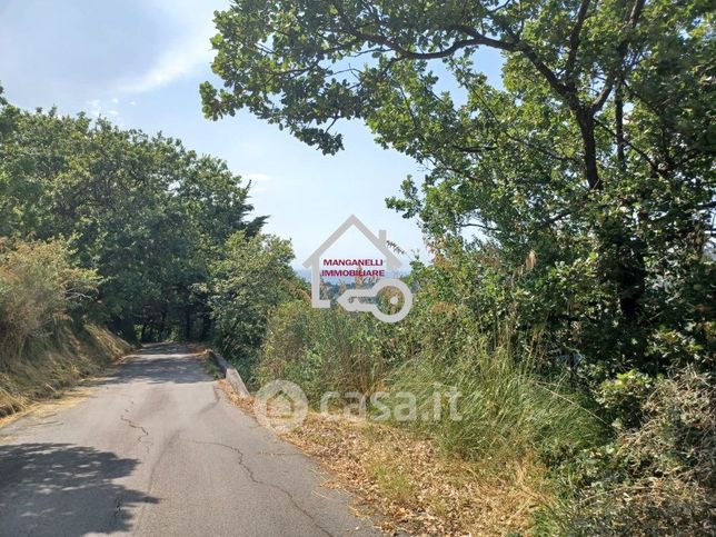 Terreno agricolo in commerciale in Via Autunno 47