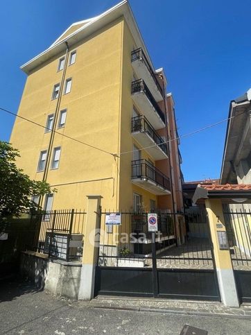 Appartamento in residenziale in Via per Incirano 7