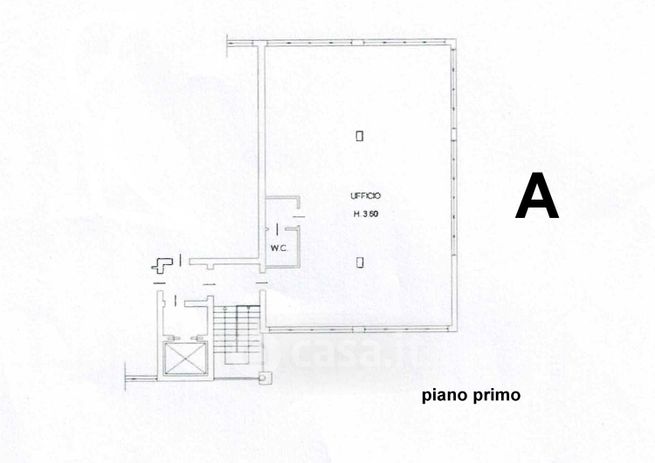 Ufficio in commerciale in 