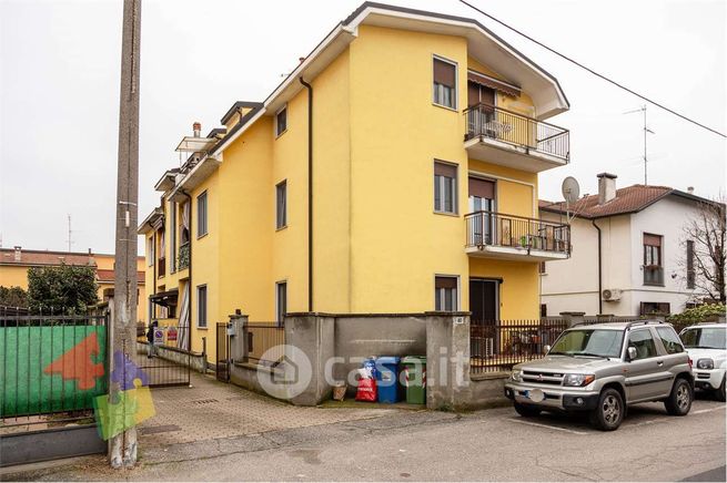 Appartamento in residenziale in Via A. Negri 45--25