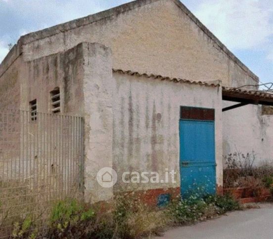 Terreno agricolo in commerciale in SP7