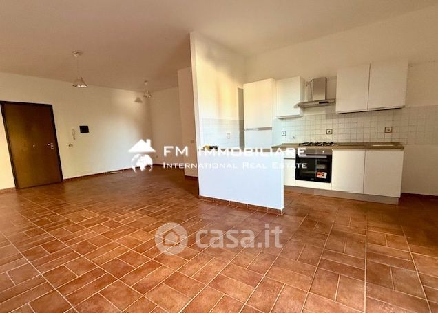 Appartamento in residenziale in Via Alessandro Manzoni 13