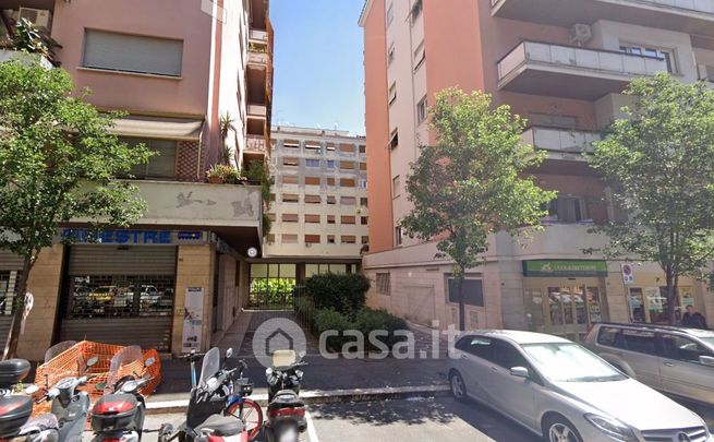 Appartamento in residenziale in Via Arrigo Davila