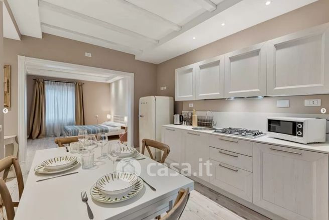 Appartamento in residenziale in Via Lunigiana 50