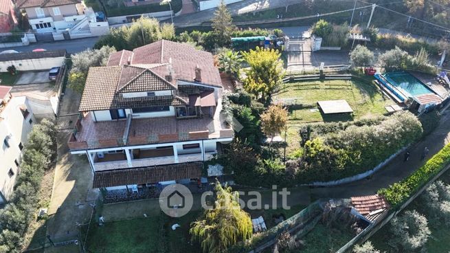 Appartamento in residenziale in Via V. Cerulli