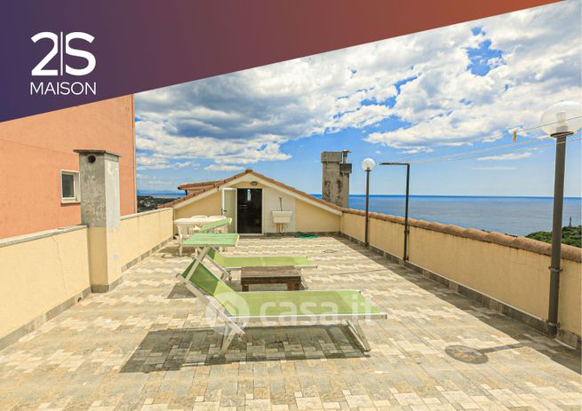 Appartamento in residenziale in Via Collette