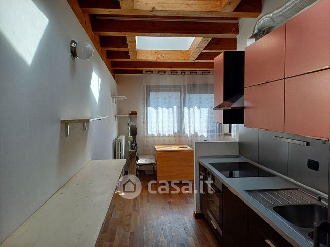 Appartamento in residenziale in Viale Certosa 271