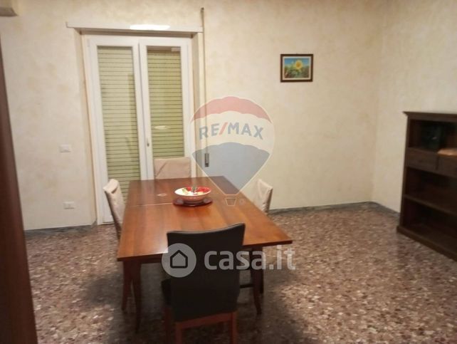 Appartamento in residenziale in Via Pavona 30