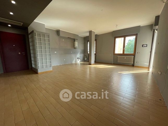 Appartamento in residenziale in Via A. Volta 1
