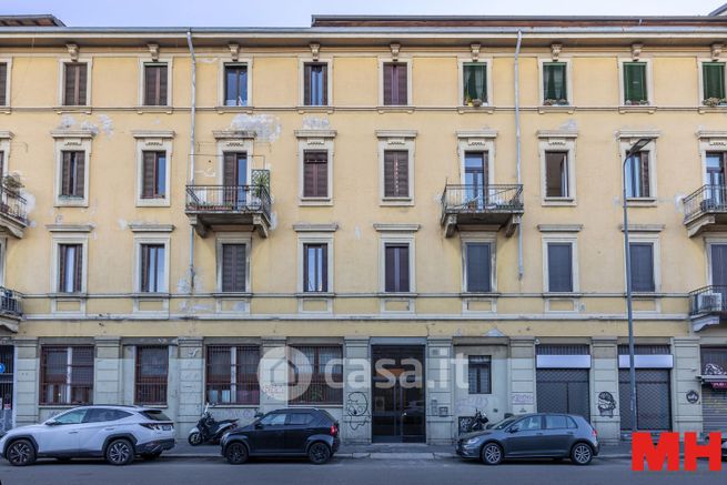 Appartamento in residenziale in Via Ferrante Aporti 22