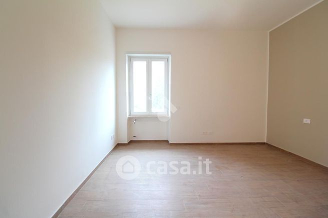 Appartamento in residenziale in Via Monterotondo 1