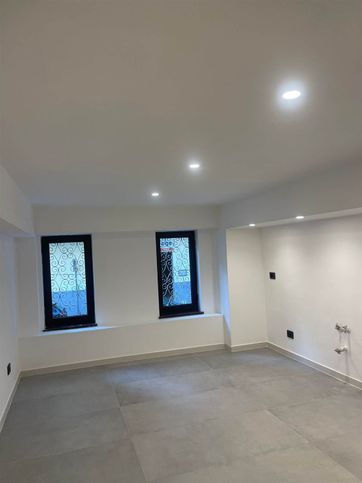 Appartamento in residenziale in Via Giacomo Leopardi 30