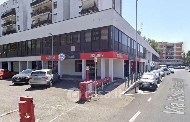 Ufficio in commerciale in Via Vito Giuseppe Galati 24