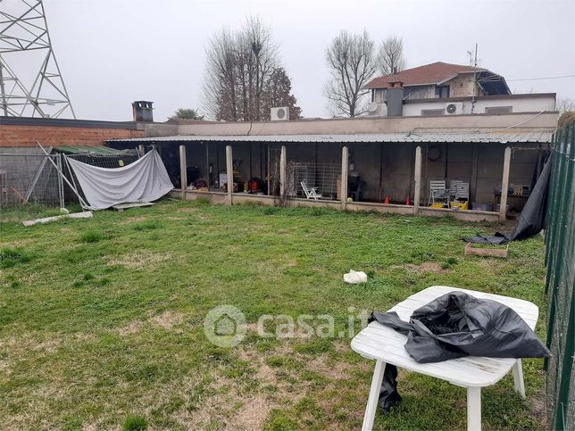 Terreno agricolo in commerciale in 