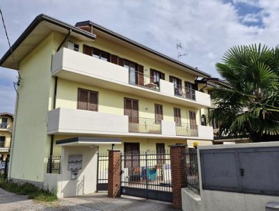 Appartamento in residenziale in Via C. Cattaneo 2 -8