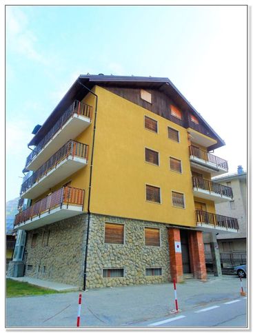 Appartamento in residenziale in Via Divisione Alpina Cuneense 11