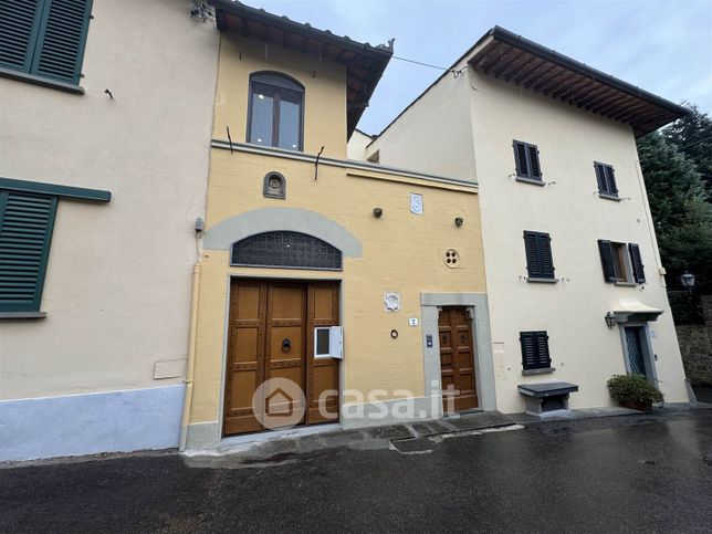 Casa indipendente in residenziale in Viuzzo delle Corti