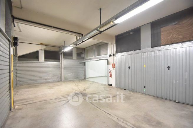 Garage/posto auto in residenziale in Via Gaetano Astolfi 47