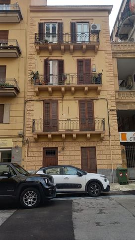 Appartamento in residenziale in Via Manin