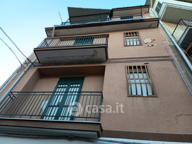 Casa indipendente in residenziale in Via Carlo Alberto 122