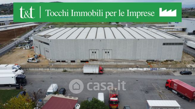 Capannone in commerciale in Via Mola Saracena