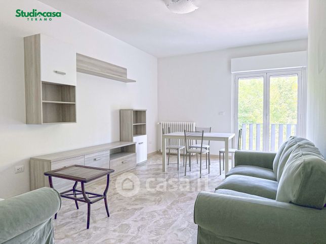 Appartamento in residenziale in Via Cona 104