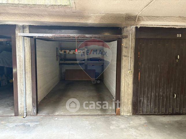 Garage/posto auto in residenziale in Via Daniele Manin 69