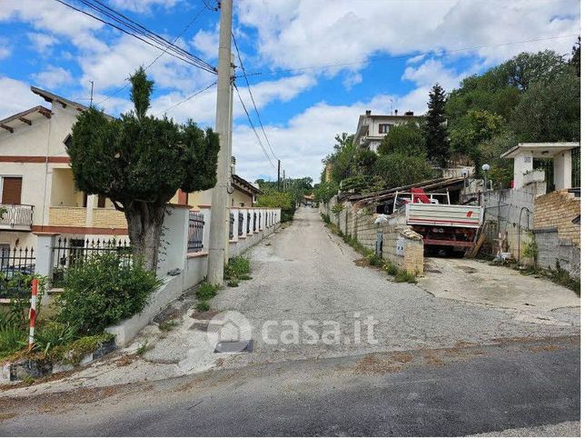 Terreno agricolo in commerciale in san salvatore