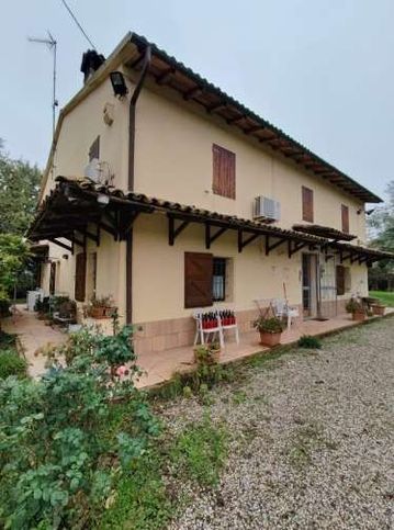 Casa indipendente in residenziale in Via Merlo