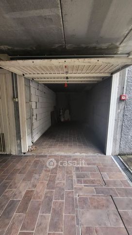 Box/posto auto in residenziale in Piazza Giuseppe Mazzini