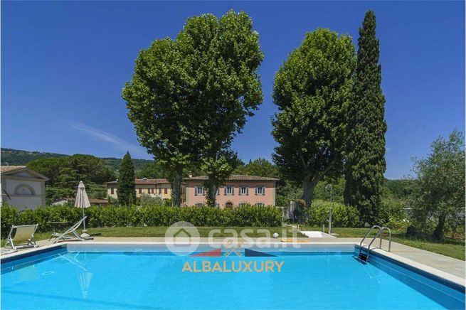 Villa in residenziale in Via del Seminario 6