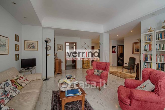 Appartamento in residenziale in Via Oreste De Gaspari 21