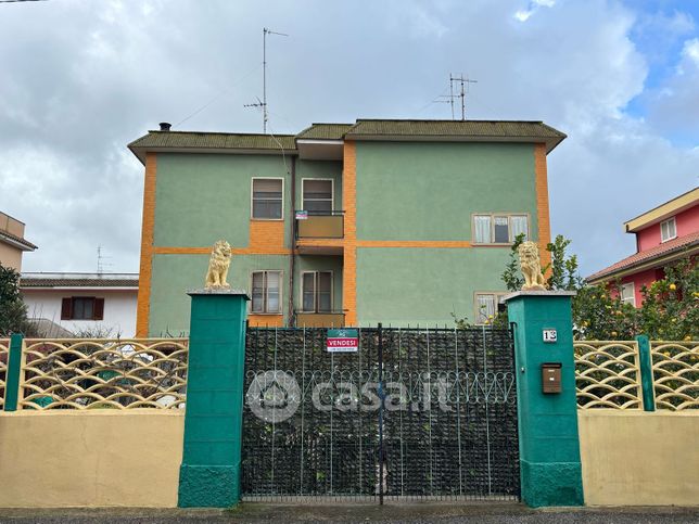 Appartamento in residenziale in Via Bonaventura Somma 13