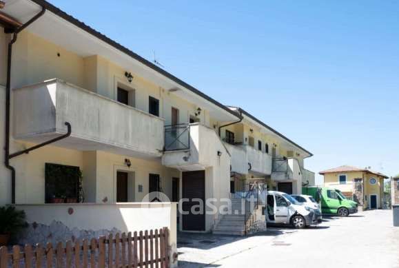 Appartamento in residenziale in Via Morino 8