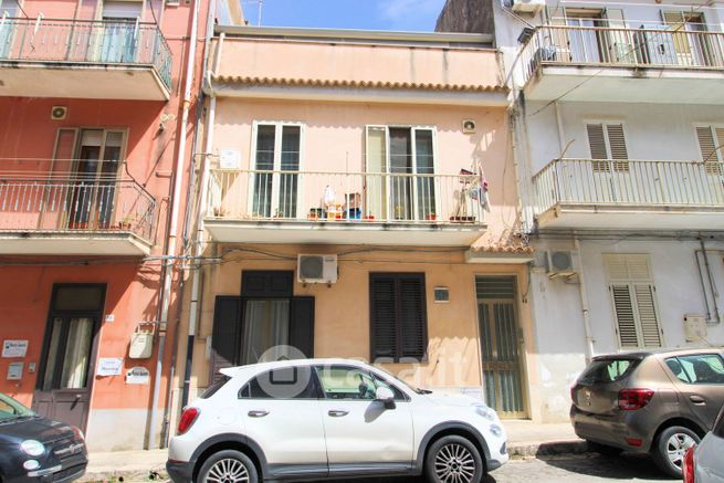 Appartamento in residenziale in Via del Mandorlo 44