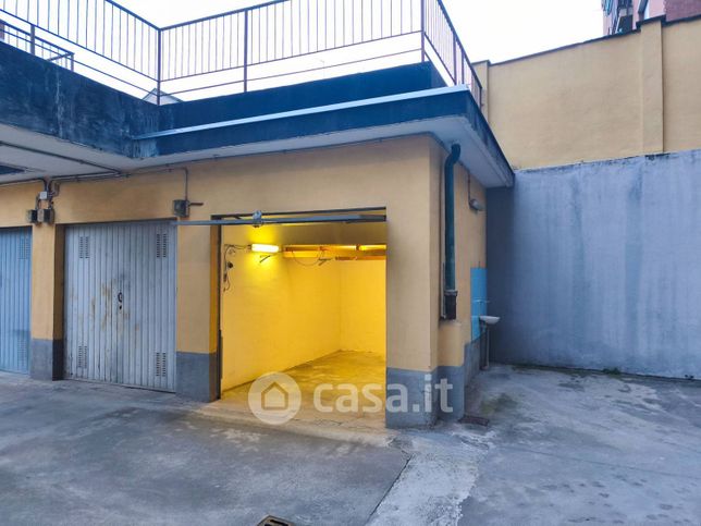 Box/posto auto in residenziale in 