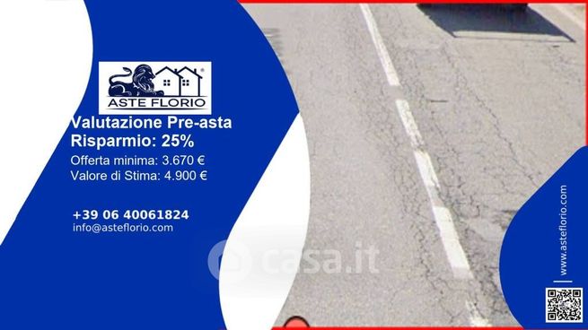 Terreno agricolo in commerciale in Viale Ticino
