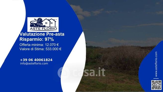 Terreno agricolo in commerciale in Strada Provinciale 15