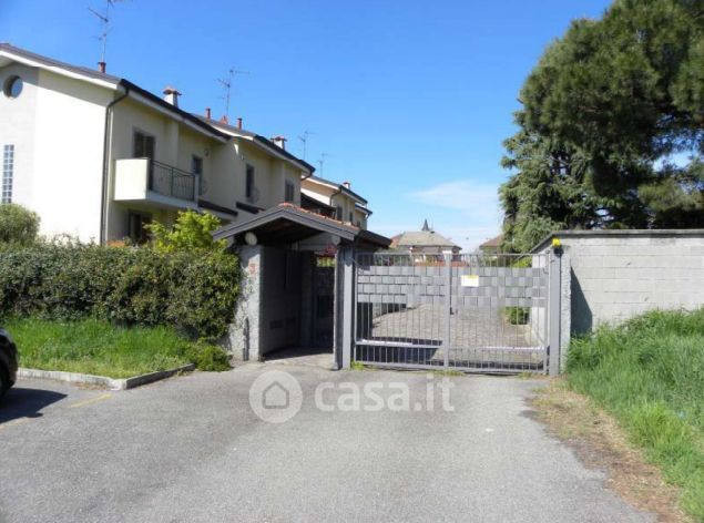 Villetta a schiera in residenziale in Via Cascine 40