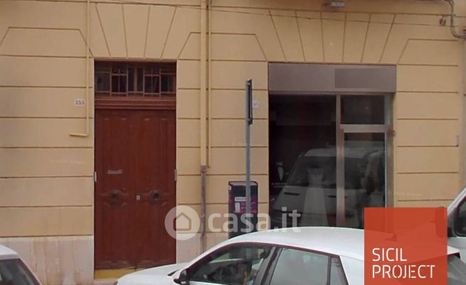 Ufficio in commerciale in Corso VI Aprile