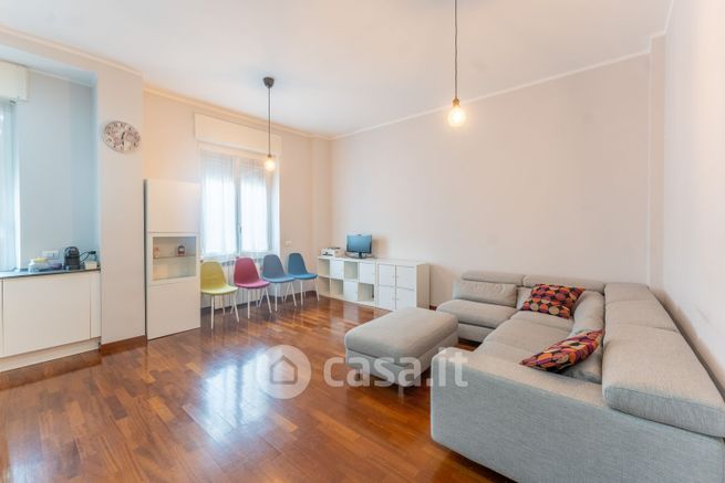 Appartamento in residenziale in Bastioni di Porta Volta 11