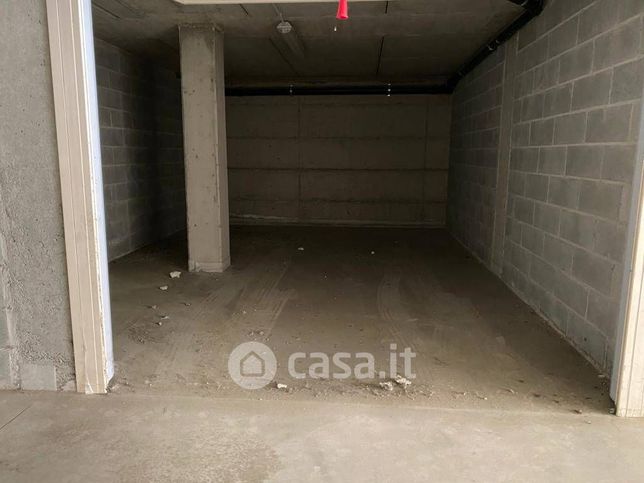 Garage/posto auto in residenziale in 