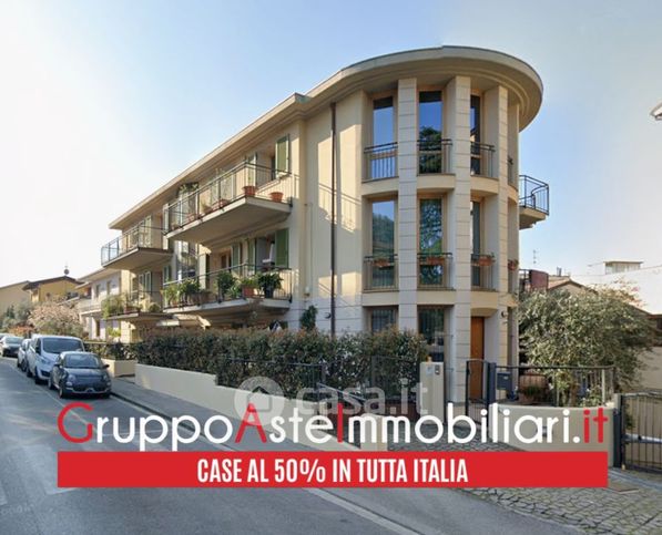 Attico/mansarda in residenziale in Via Lorenzo Ventavoli